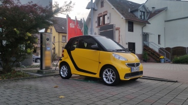 smart fortwo electric drive beim Laden
